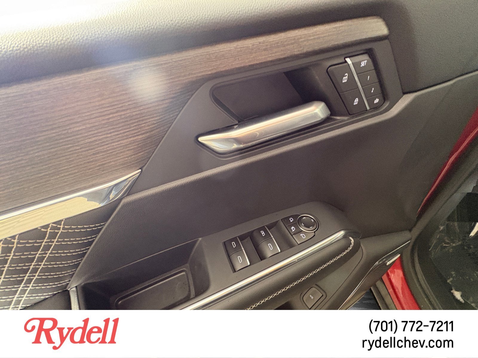 2025 GMC Acadia Denali