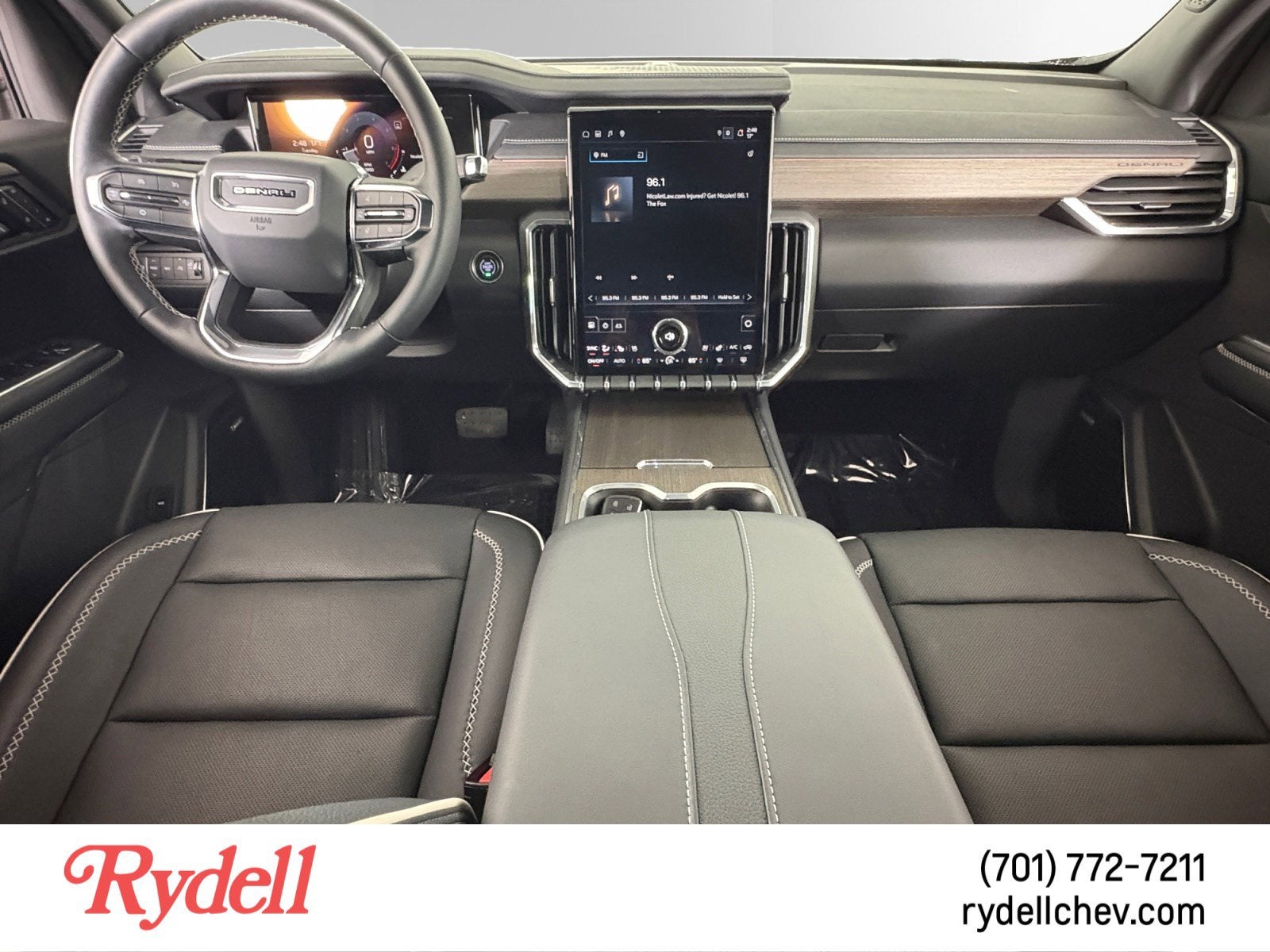 2025 GMC Acadia Denali