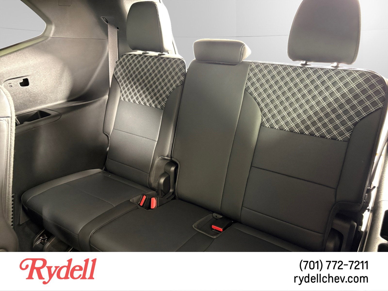 2025 GMC Acadia Denali