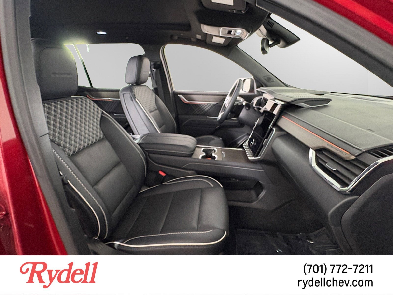 2025 GMC Acadia Denali