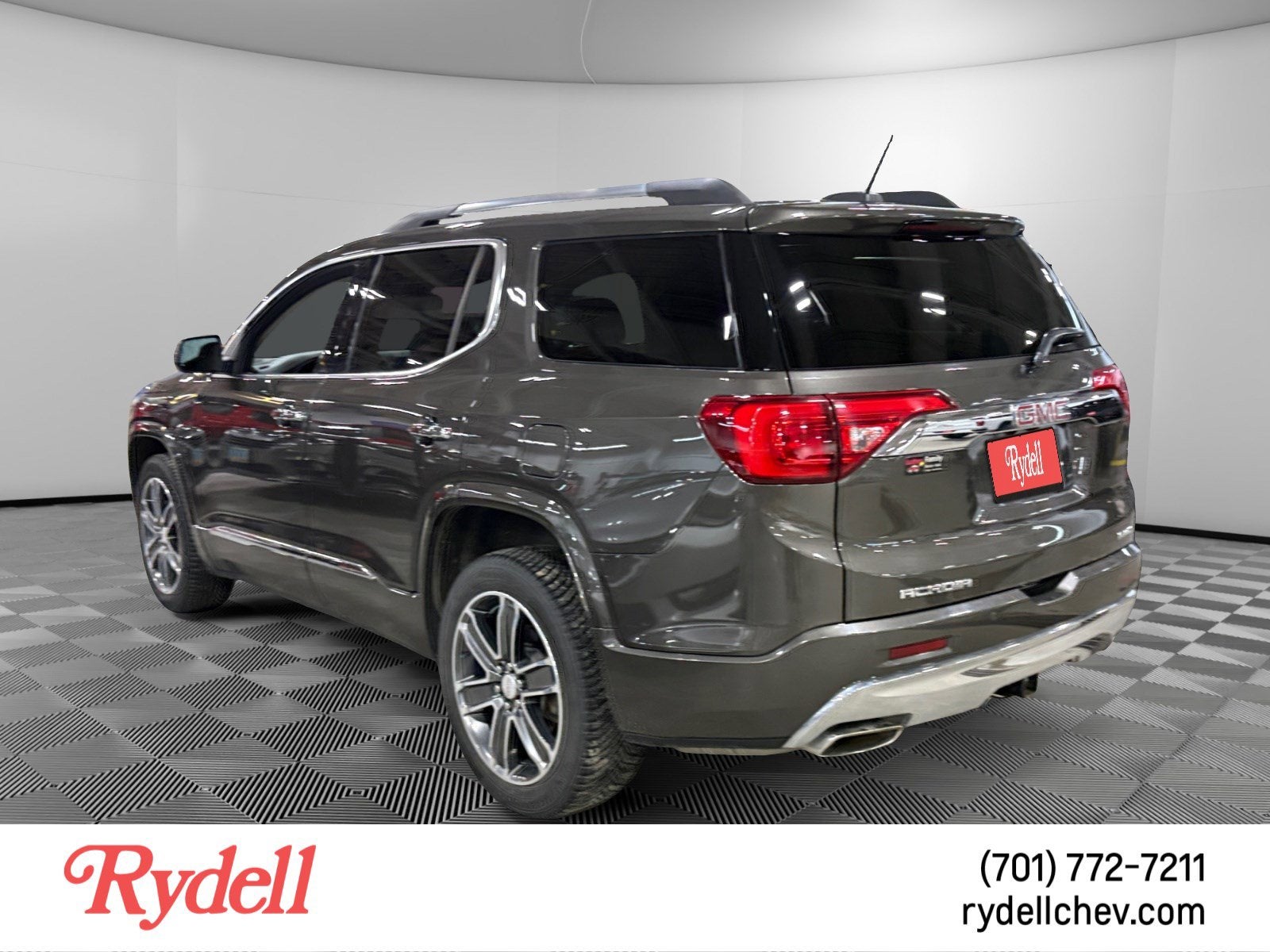 2019 GMC Acadia Denali