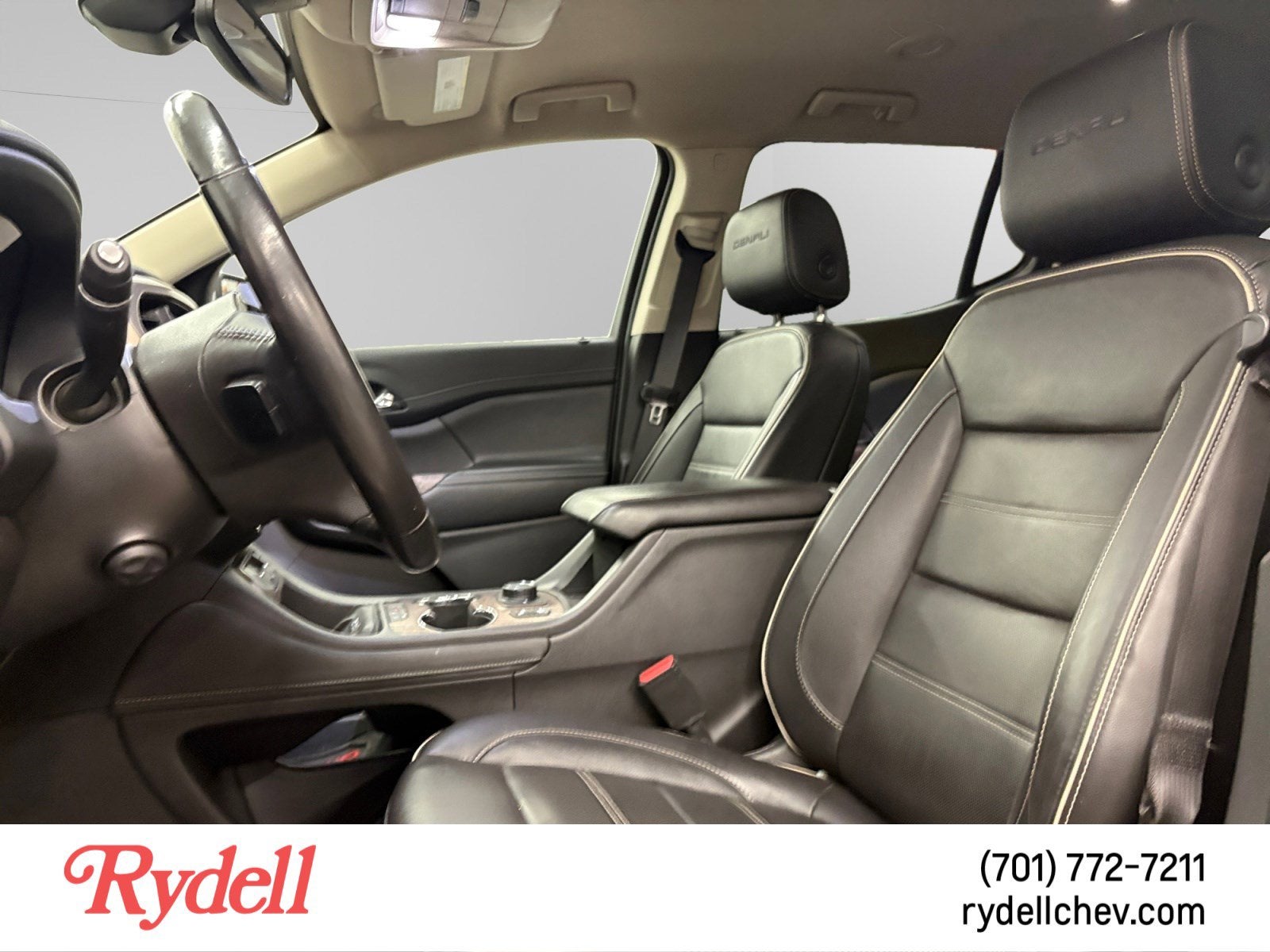 2020 GMC Acadia Denali