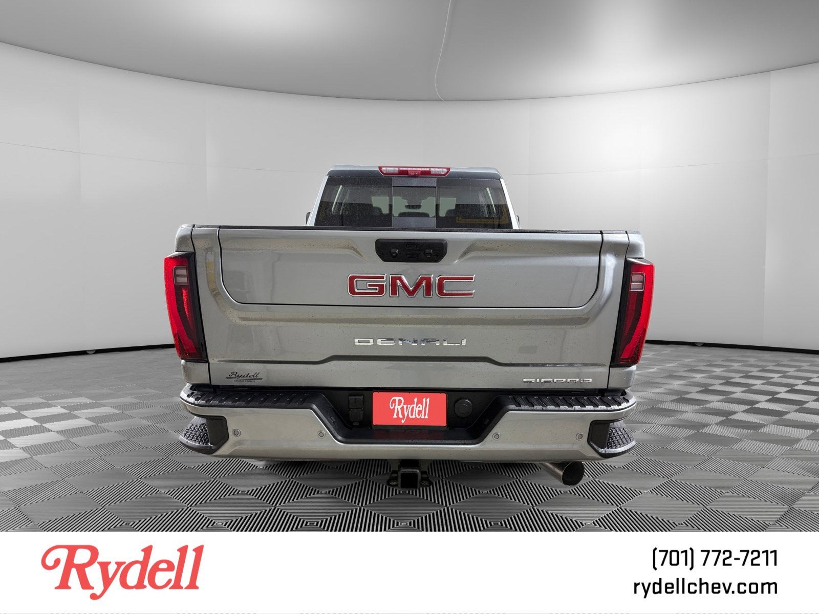 2025 GMC Sierra 2500 HD Denali