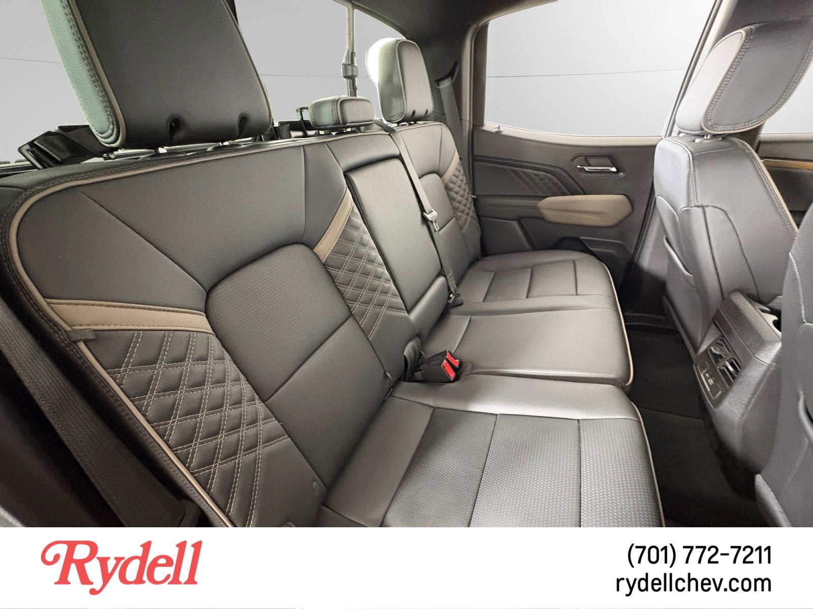 2025 GMC Canyon Denali