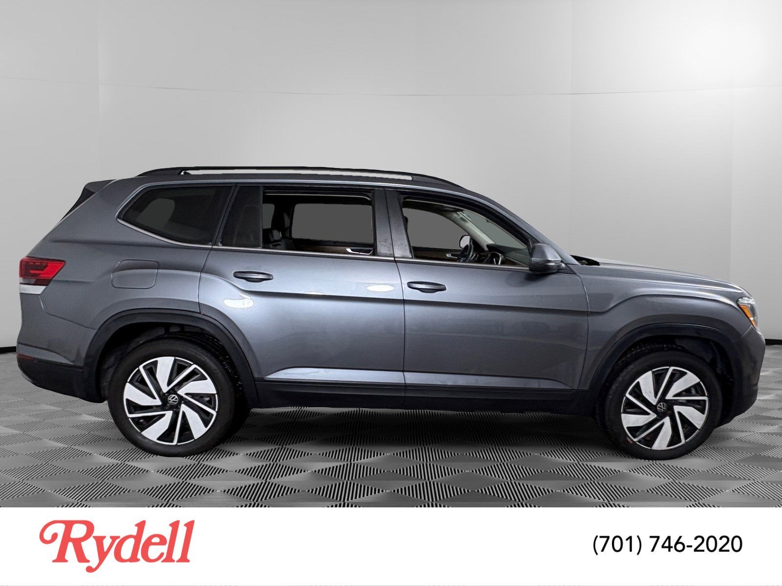 2024 Volkswagen Atlas 2.0T SE w/Technology