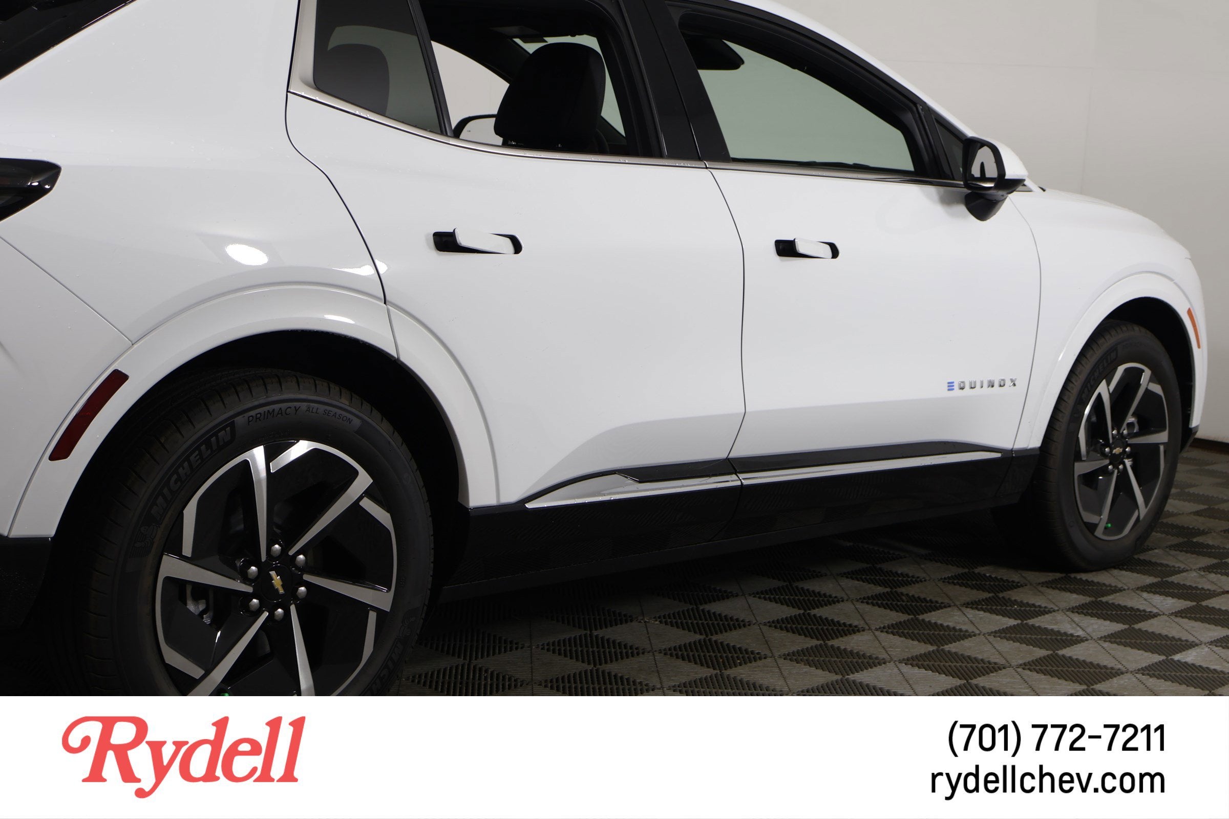 2025 Chevrolet Equinox EV LT