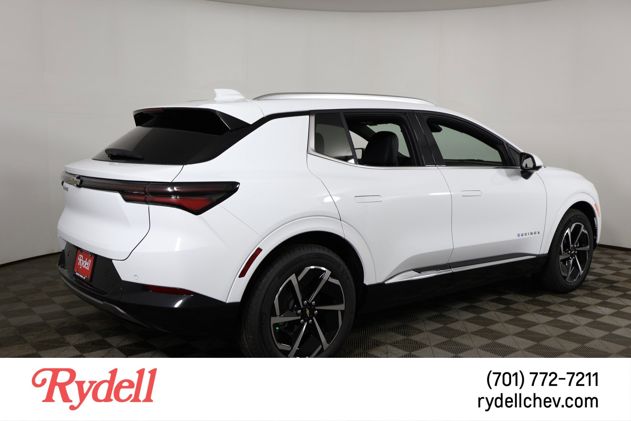 2025 Chevrolet Equinox EV LT