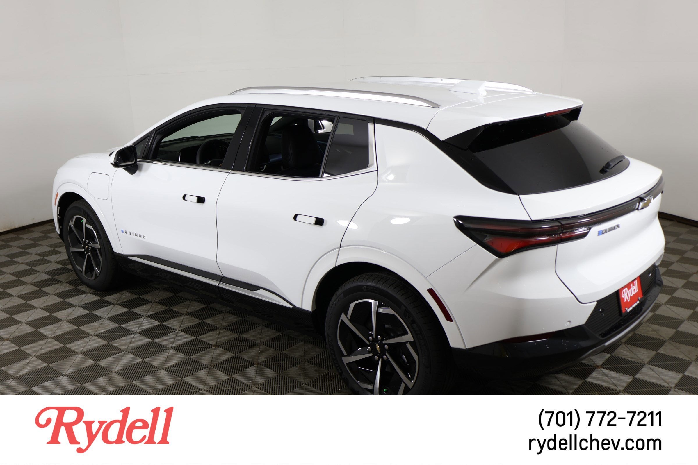 2025 Chevrolet Equinox EV LT