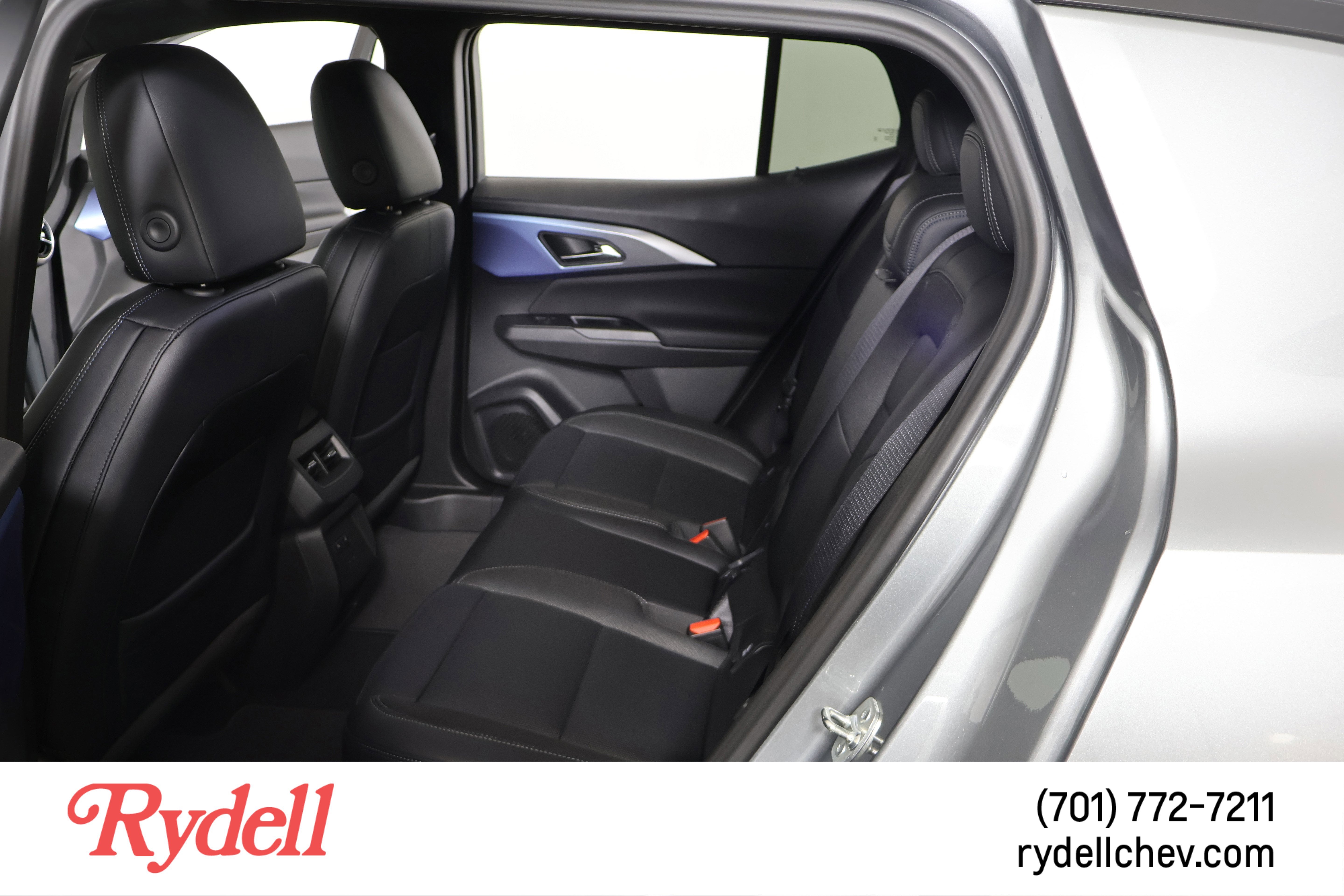 2025 Chevrolet Equinox EV LT