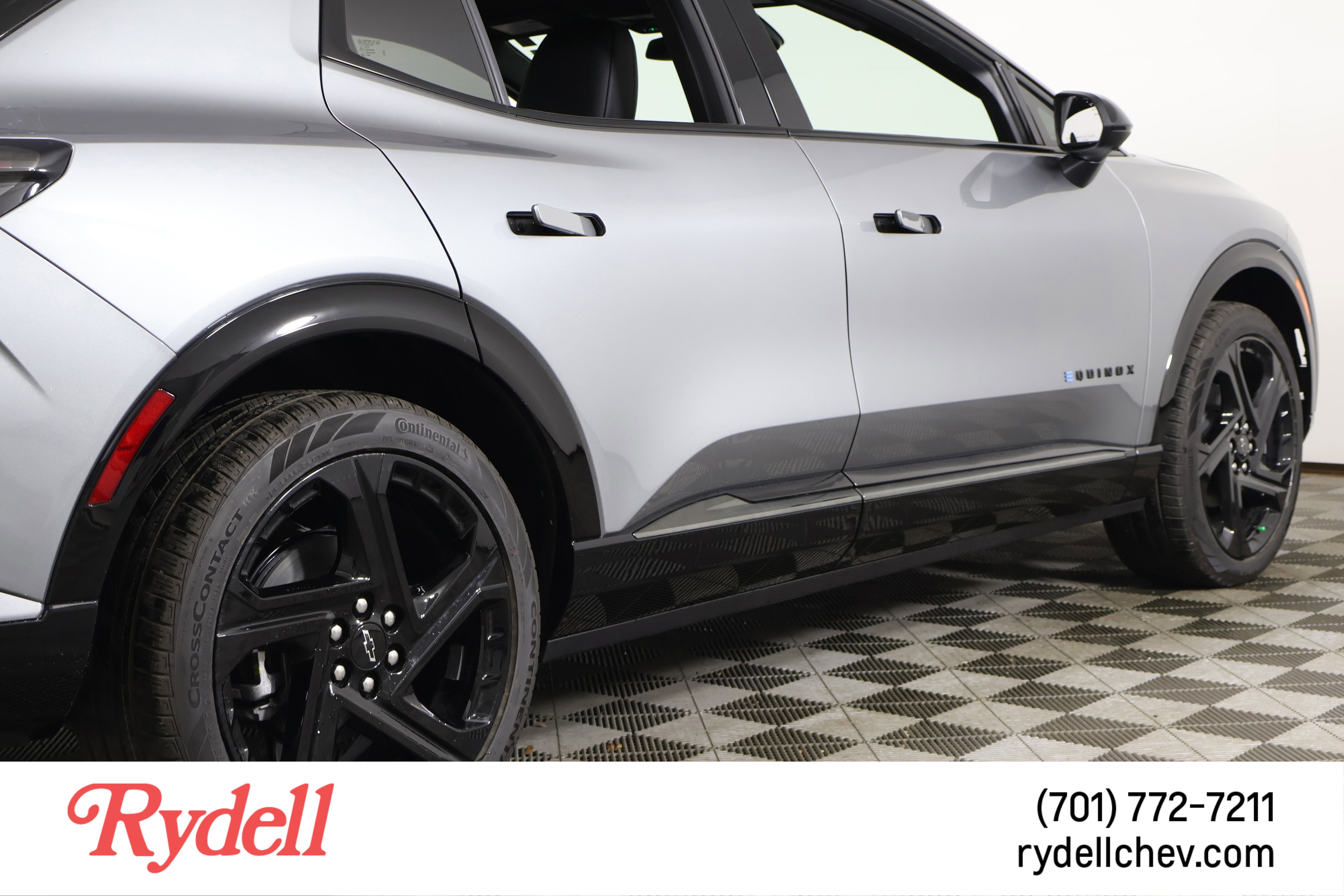 2025 Chevrolet Equinox EV RS
