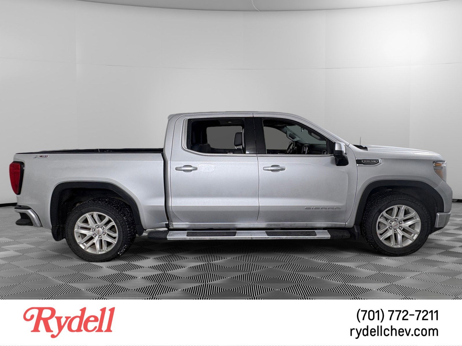 2021 GMC Sierra 1500 SLT