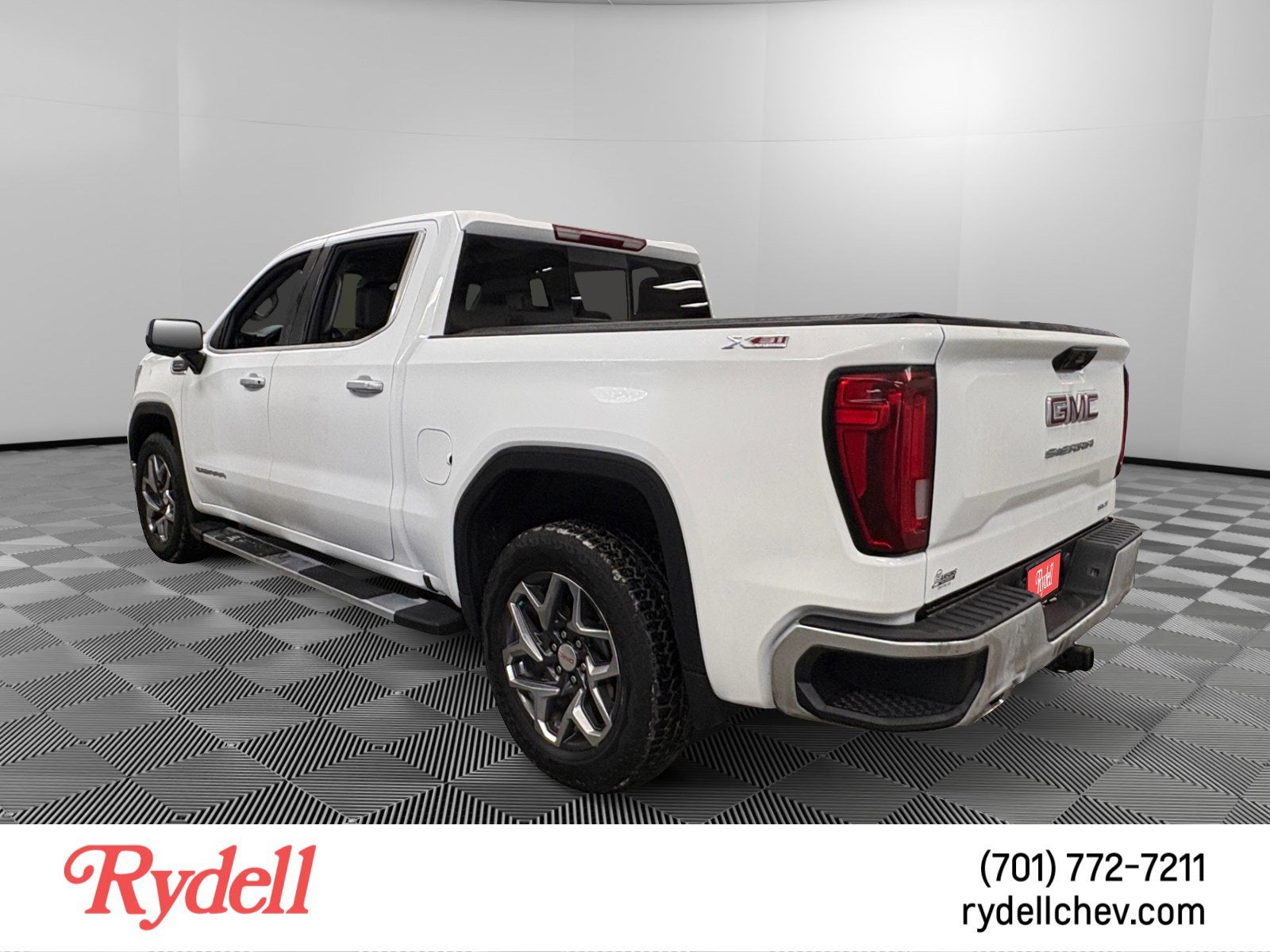 2023 GMC Sierra 1500 SLT