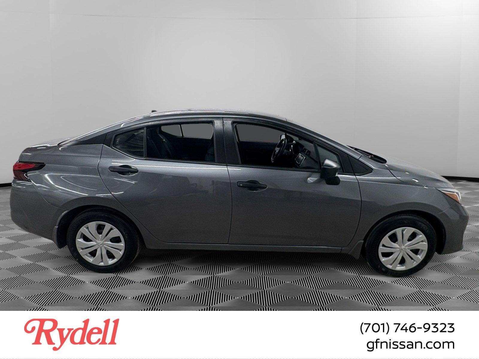 2024 Nissan Versa 1.6 S