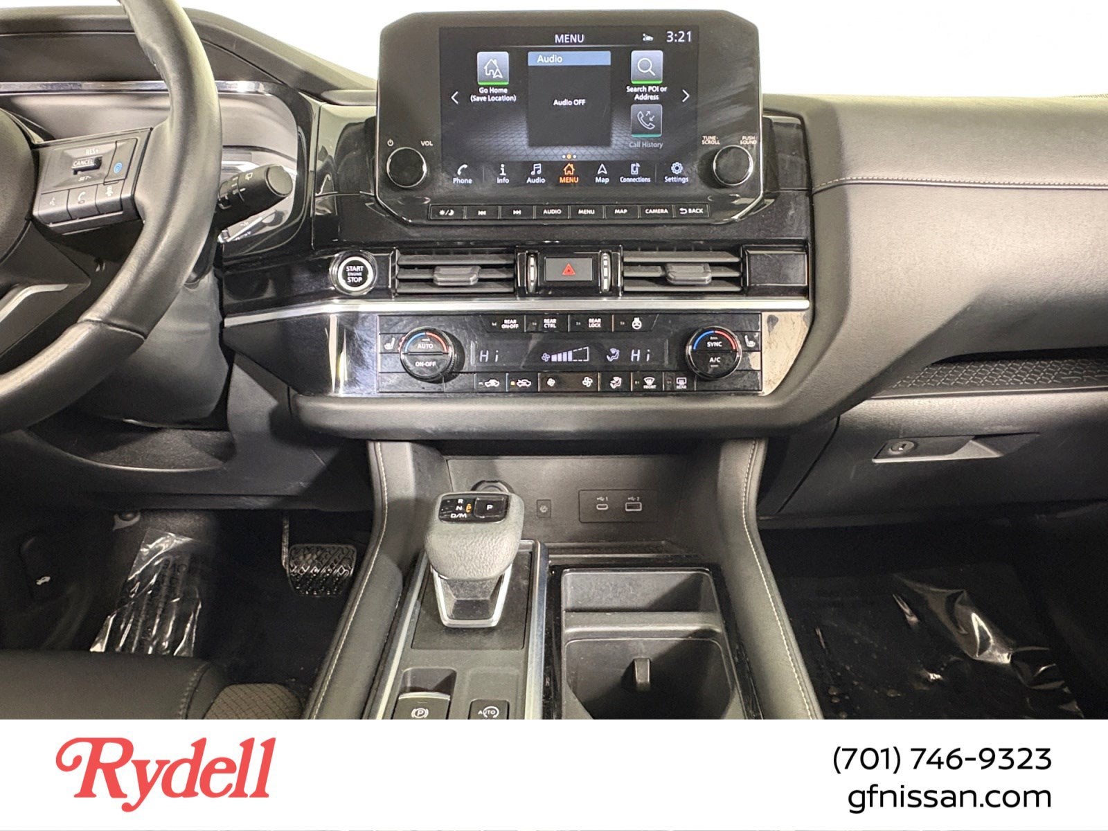 2023 Nissan Pathfinder SL 4WD