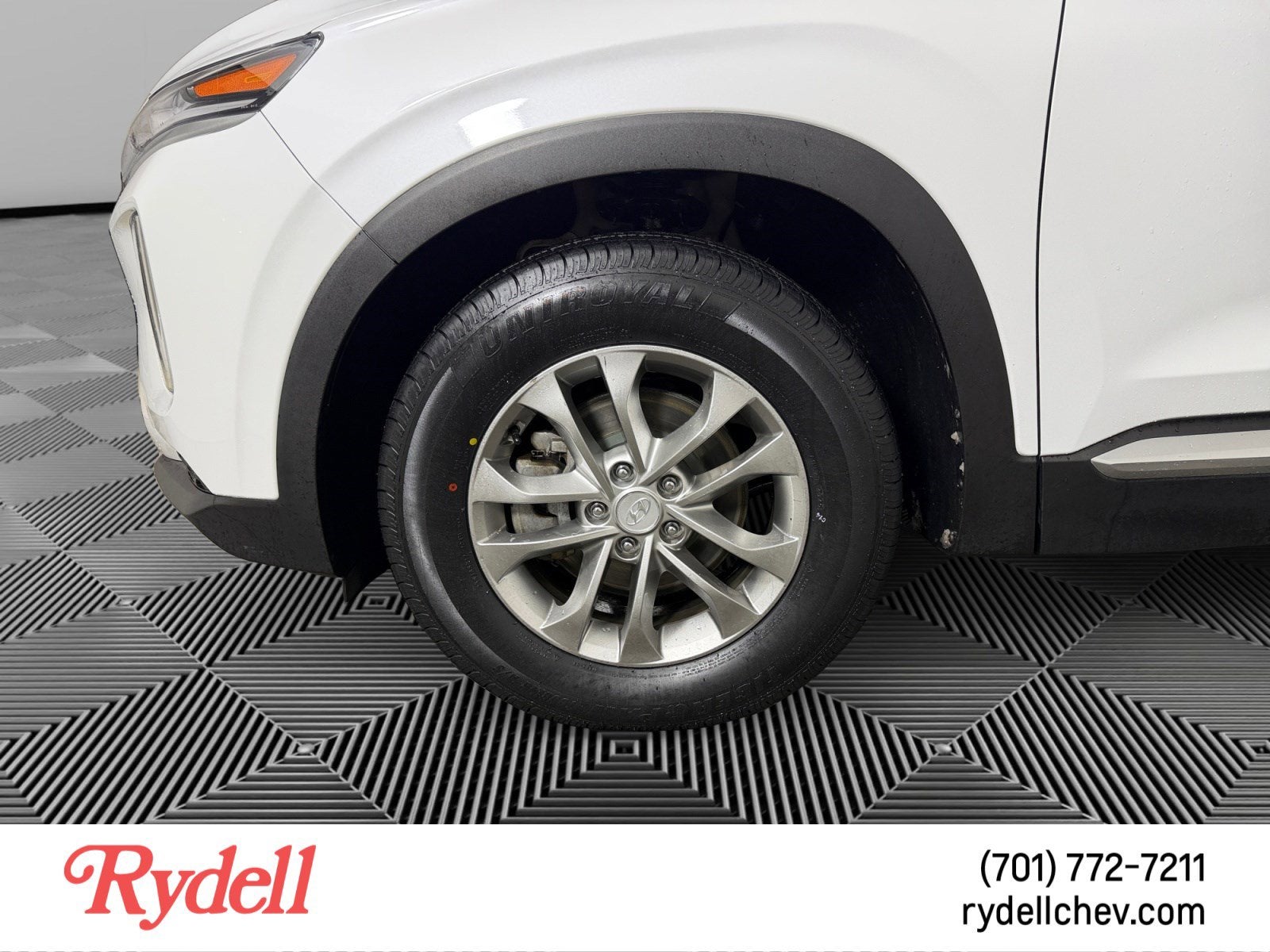 2020 Hyundai Santa Fe SE