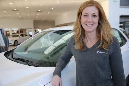 Laura Roth
